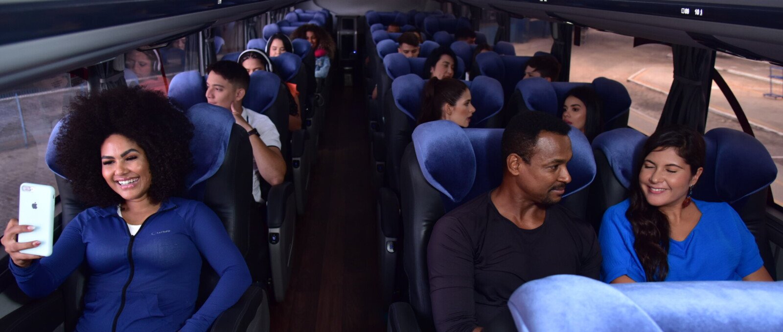 Melhor Lugar para Sentar no Ônibus de Viagem: Guia Completo