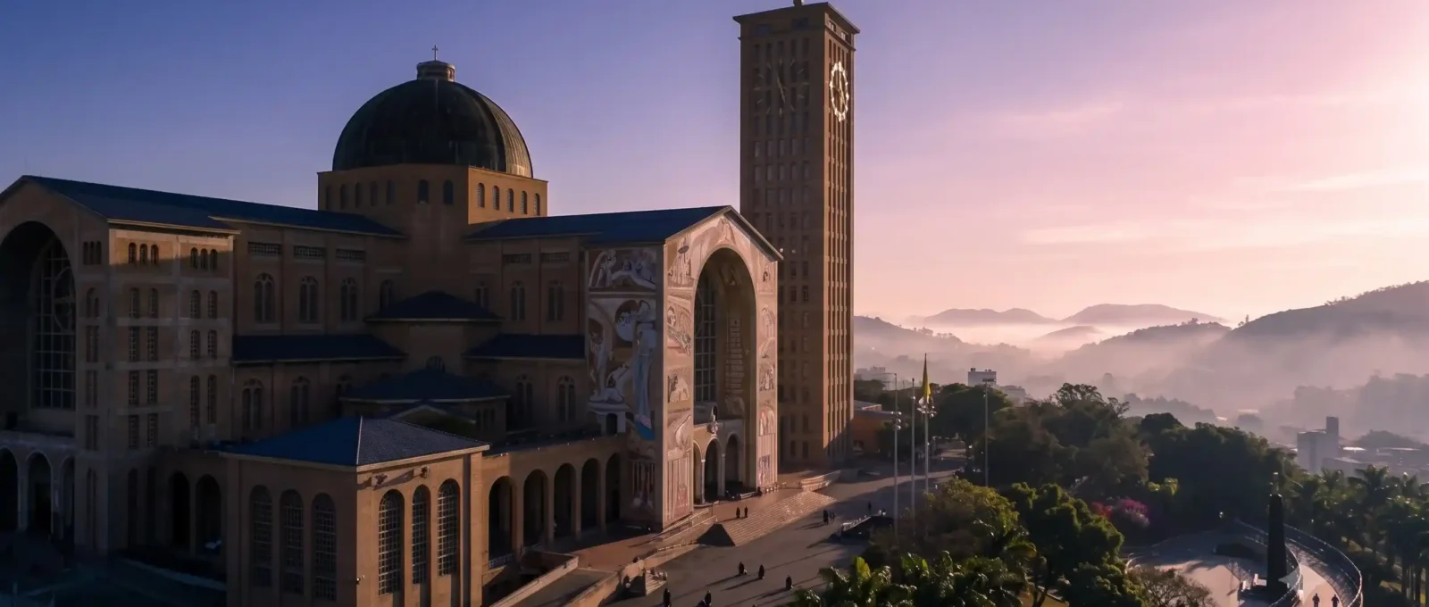 Nossa Senhora Aparecida 2026: Romaria e Turismo Religioso